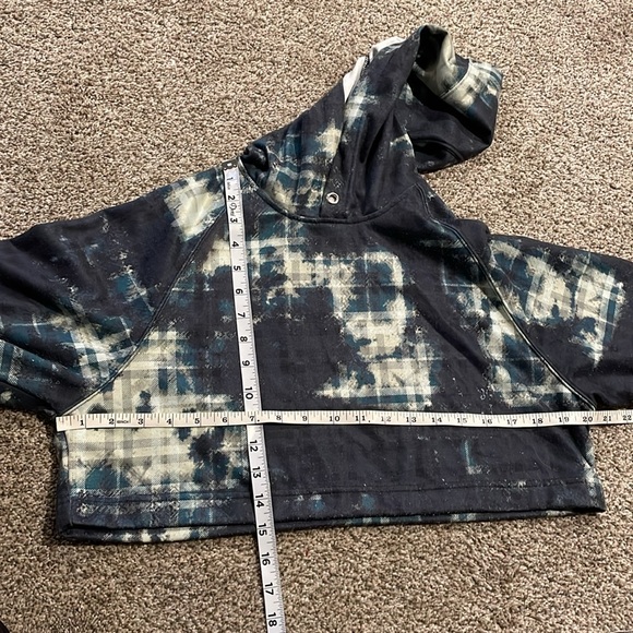 ADAM SELMAN Bleach Plaid Cropped Hoodie Size Small - Picture 9 of 9